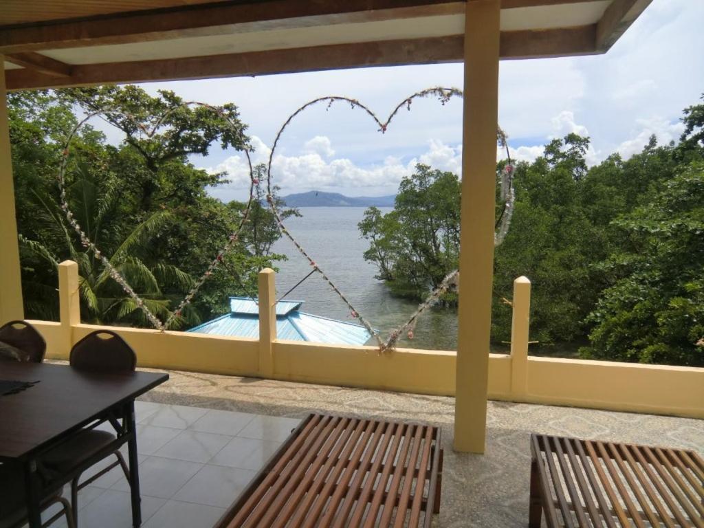 Bunaken Sea Garden Resort Kültér fotó