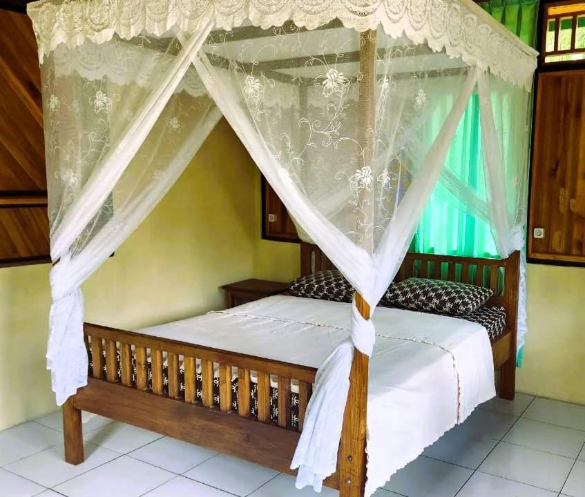 Bunaken Sea Garden Resort Kültér fotó