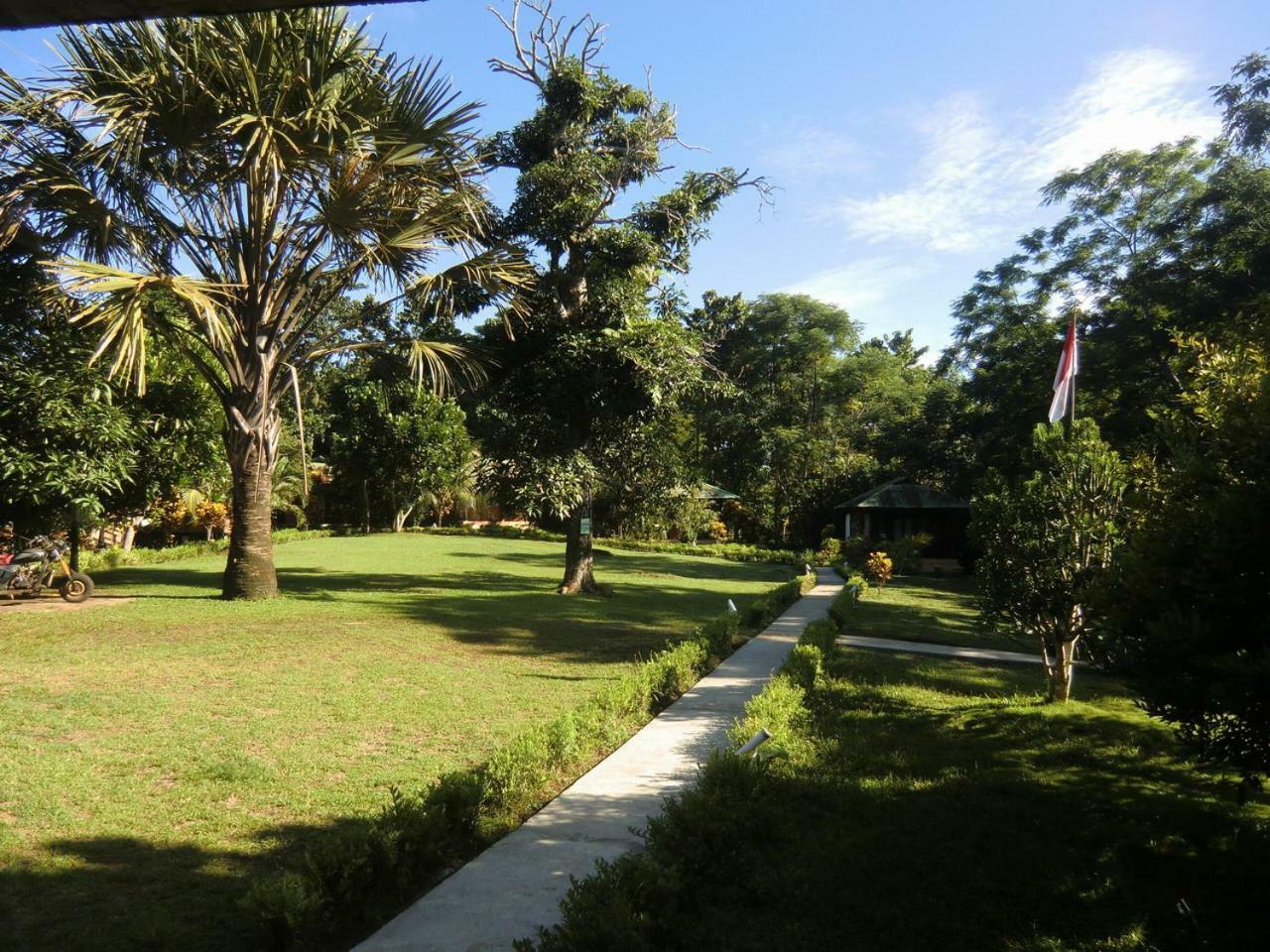 Bunaken Sea Garden Resort Kültér fotó